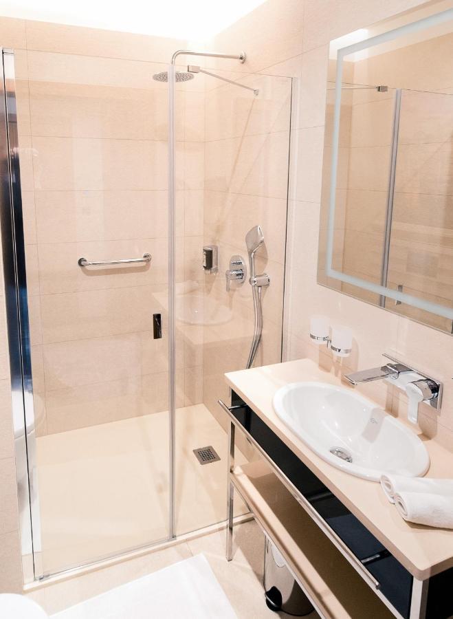 Comfort Single Room